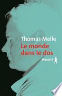 Le monde dans le dos
