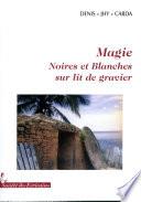 Magie Noires Et Blanches Sur Lit de Gravier