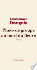 Photo de groupe au bord du fleuve