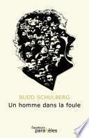 Un homme dans la foule